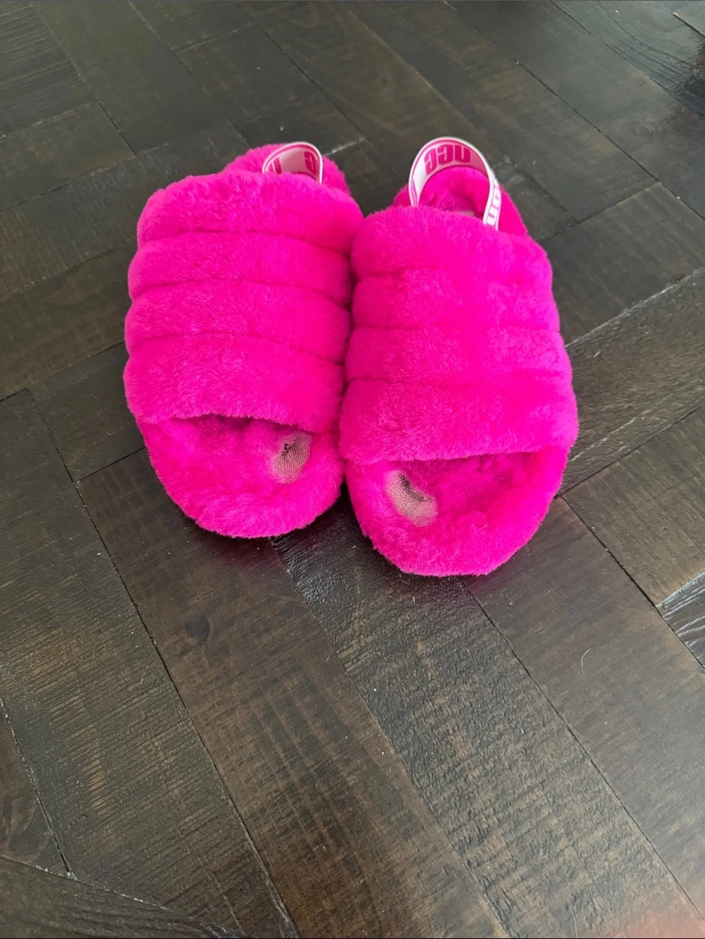 UGG Vibrant Fuchsia Fluffy Slide Slippers